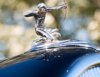 Маскот 1936 Pierce-Arrow Twelve Town Car Prototype by Derham