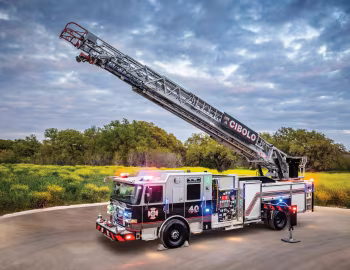 Pierce Enforcer Ascendant 107' Heavy-Duty Aerial Ladder (38666) '2023