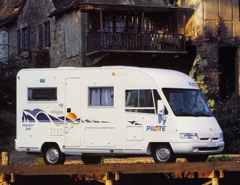 Pilote Galaxy 240 '2000–01