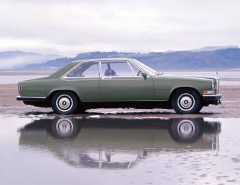 Rolls-Royce Camargue [UK-spec] '12.1975–85