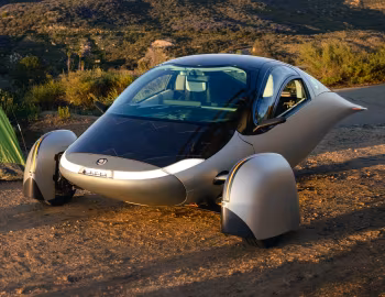 Aperta Solar Electric Vehicle '01.2025