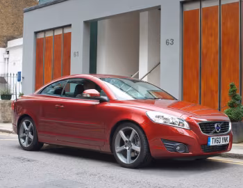 Volvo C70 D3 [UK-spec] '2010–13