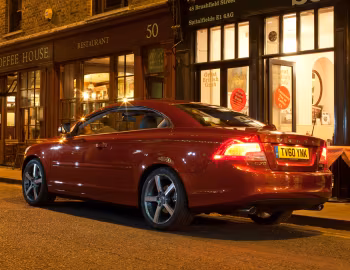 Volvo C70 D3 [UK-spec] '2010–13