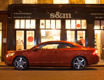 Volvo C70 D3 [UK-spec] '2010–13