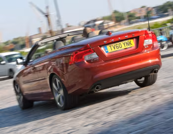 Volvo C70 D3 [UK-spec] '2010–13