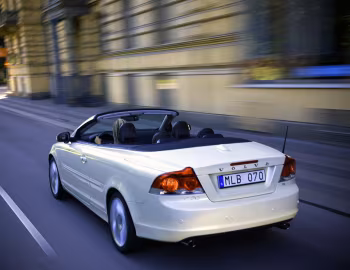 Volvo C70 T5 [Worldwide] '2005–09