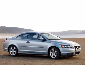 Volvo C70 T5 [UK-spec] '2005–09