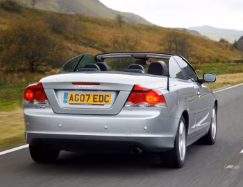 Volvo C70 T5 [UK-spec] '2005–09