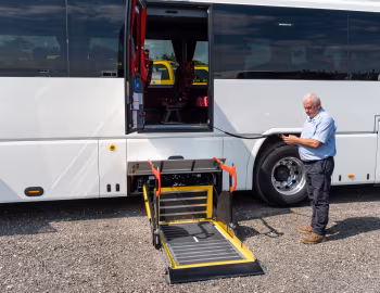 Volvo B8R Plaxton Leopard '02.2014–pr.