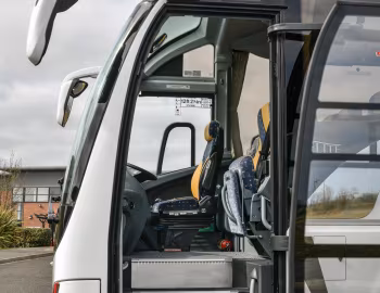 Volvo B8R Plaxton Elite (C53Ft) '04.2019