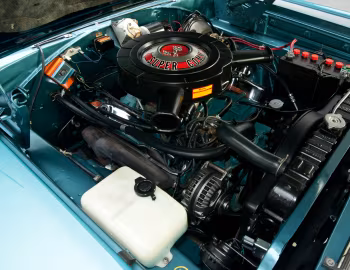 Bajo el capó 1967 Plymouth Belvedere GTX 440 Convertible (RS27)
