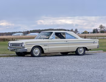 1966 Plymouth Belvedere II 426 Hemi Hardtop Coupe (RH23)