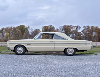 1966 Plymouth Belvedere II 426 Hemi Hardtop Coupe (RH23)