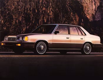 1987 Plymouth Caravelle Sedan '1986–87