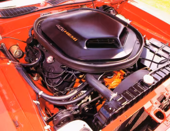 Bajo el capó 1970 Plymouth 'Cuda