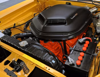 Bajo el capó 1971 Plymouth 'Cuda 383 (BS23)