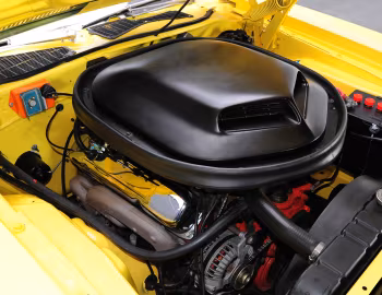 Bajo el capó 1971 Plymouth 'Cuda 440