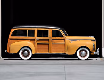 1940 Plymouth DeLuxe Station Wagon (P10)