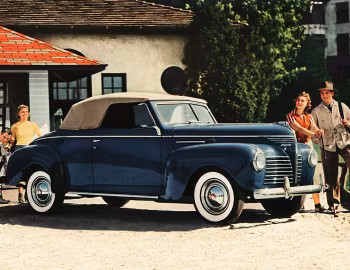 1940 Plymouth DeLuxe Convertible Coupe (P10)