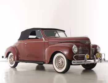 1940 Plymouth DeLuxe Convertible Coupe (P10)