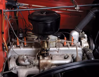 Bajo el capó 1936 Plymouth DeLuxe Phaeton by Richards (P2) '1935–36