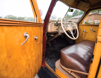 Interior 1940 Plymouth DeLuxe Station Wagon (P10)