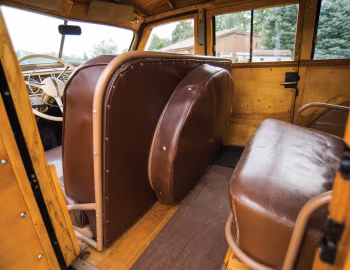 Interior 1940 Plymouth DeLuxe Station Wagon (P10)