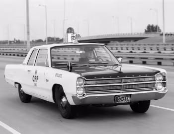 1967 Plymouth Fury I 2-door Sedan Police [Canada] (CP1/2-E PE21)