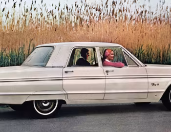1965 Plymouth Fury II 4-door Sedan (P23)