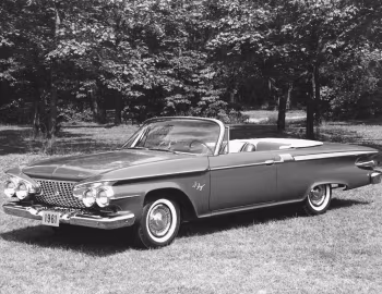 1961 Plymouth Fury Convertible (RP2-H 335)