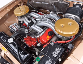 Bajo el capó 1961 Plymouth Fury Convertible (RP2-H 335)