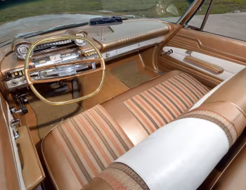 Interior 1961 Plymouth Fury Convertible (RP2-H 335)