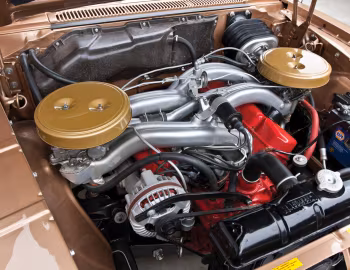 Bajo el capó 1961 Plymouth Fury Convertible (RP2-H 335)