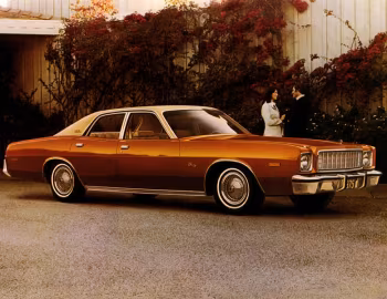 1975 Plymouth Fury Salon (RH41)