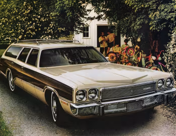 1973 Plymouth Fury Sport Suburban (PP45/46)
