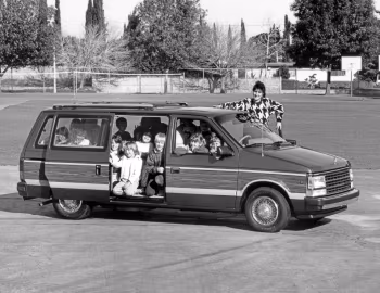 1987 Plymouth Grand Voyager LE (S)
