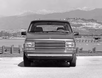 1987 Plymouth Grand Voyager LE (S)