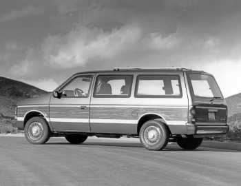 1987 Plymouth Grand Voyager LE (S)
