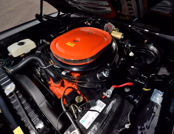 Bajo el capó 1969 Plymouth GTX Hemi Convertible (RS27)