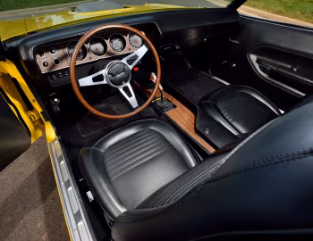 Interior 1970 Plymouth Hemi 'Cuda Convertible (BS27)