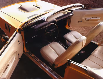 Interior 1971 Plymouth Hemi 'Cuda Convertible (BS27)