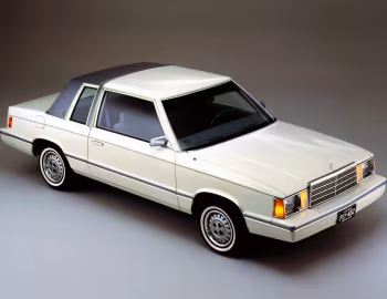 1982 Plymouth Reliant SE 2-door Sedan (PP-21) '1981–82