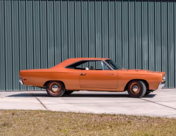 1969 Plymouth Road Runner Hardtop Coupe 426 Hemi (RM23)