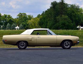 1970 Plymouth Road Runner 440+6 Convertible (FR2 RM27)
