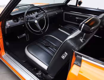 Interior 1970 Plymouth Road Runner 440+6 Hardtop Coupe (FR2 RM23)