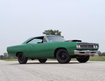 1969 Plymouth Road Runner 440+6 Hardtop Coupe (А12)