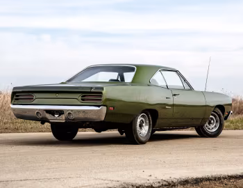 1970 Plymouth Road Runner 440+6 Hardtop Coupe (FR2 RM23)