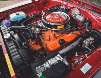 Bajo el capó 1969 Plymouth Road Runner Convertible (RM27)