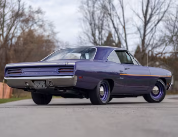 1970 Plymouth Road Runner Hemi Hardtop Coupe (FR2 RM23)