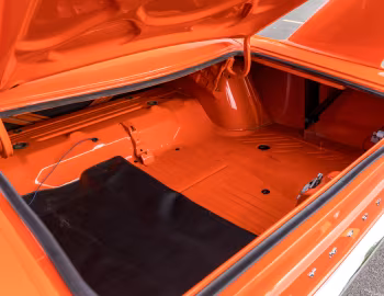 Ambos 1970 Plymouth Road Runner Superbird (RM23)
